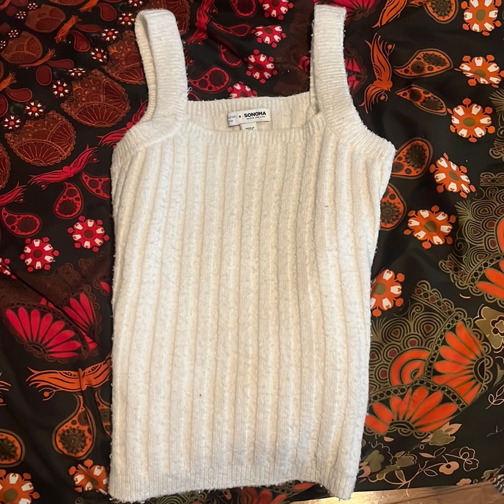 white tank top